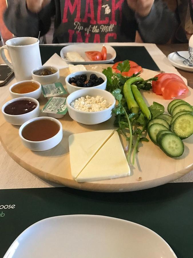The Green Goose Hotel Датча Экстерьер фото